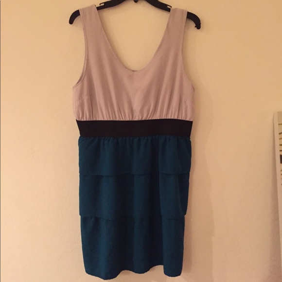 Mossimo one piece dress, like new condition 👗 - Picture 2 of 7